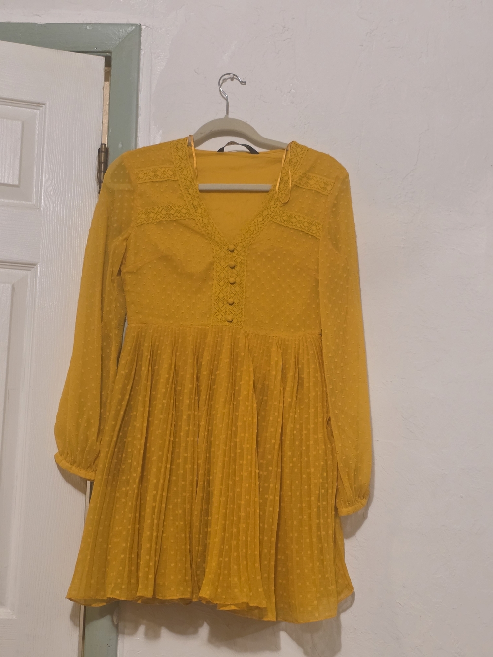 Zara Mustard Yellow Long Sleeve Pleated Mini Dress - Picture 4 of 4